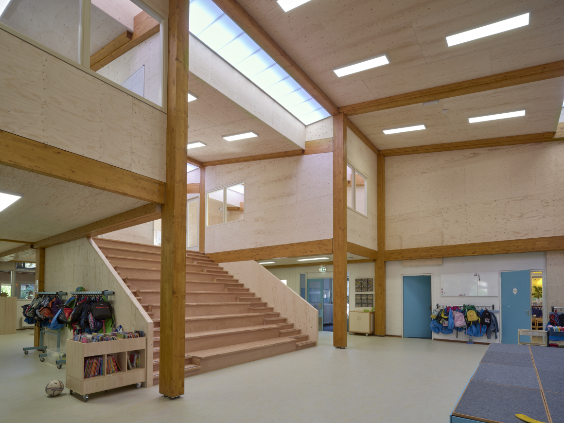 licht_lucht_ruimte_uitbreiding_basisschool_geen_sloop